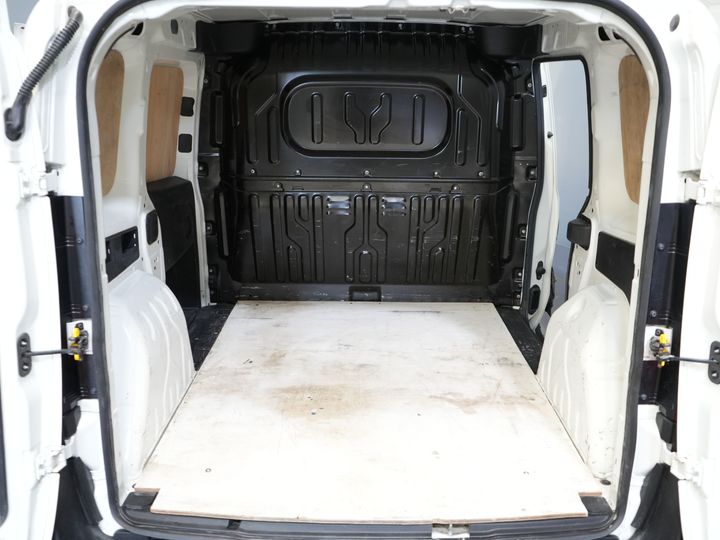 Fiat Dobló Cargo Bestelbus 1.3 MJ BPM VRIJ! 7x Voorraad NL Auto/ Airco/ Bluetooth/ Betimmering