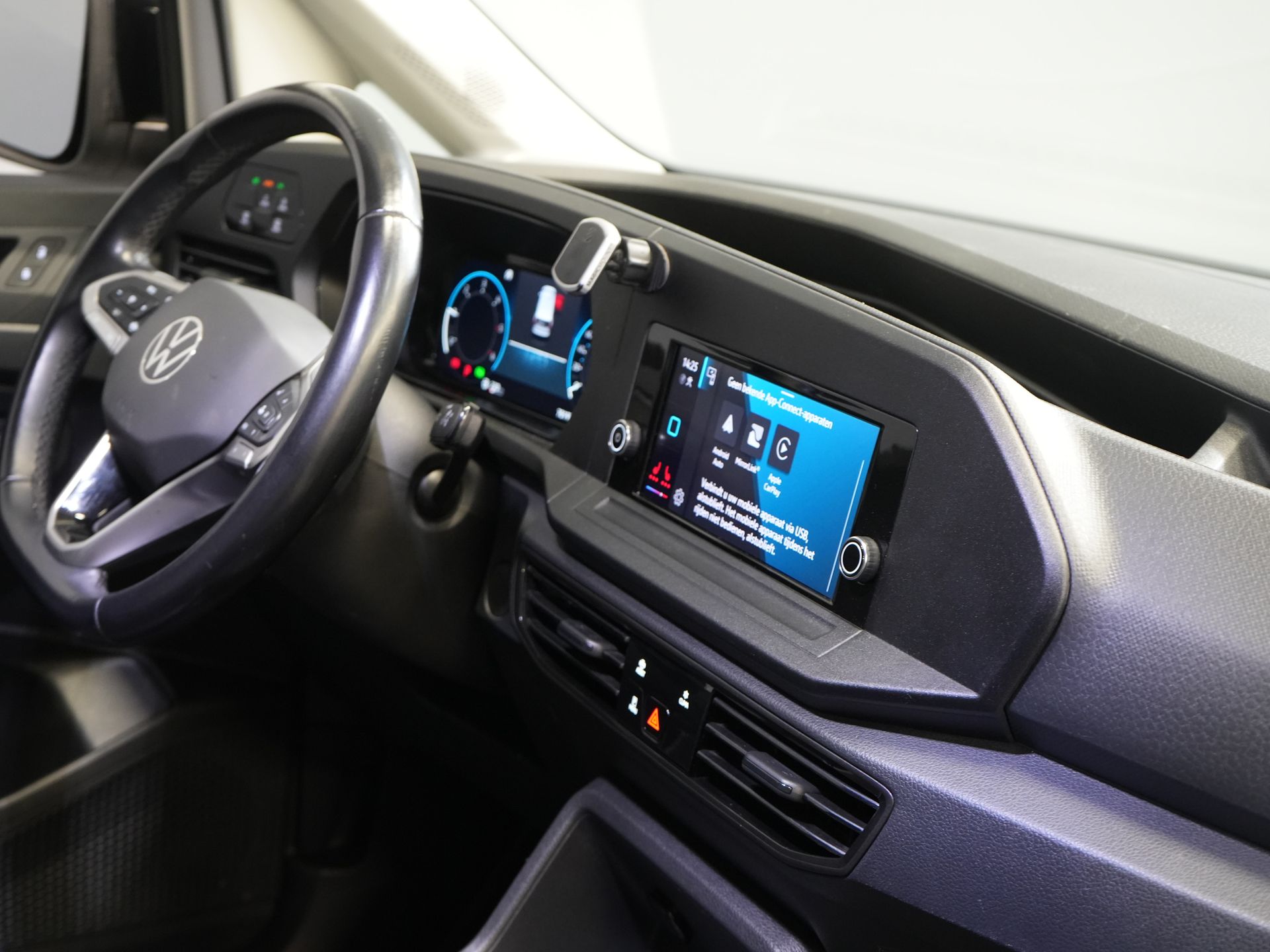 Volkswagen Caddy Cargo Van 2.0 TDI 125 CV DSG Aut. LED/ Riscaldatore a piantana/ Pelle/ Adapt.Cruise/ Virtual Cockpit/ Riscaldamento sedili/ Telecamera/ PDC/ 17 ”LMV