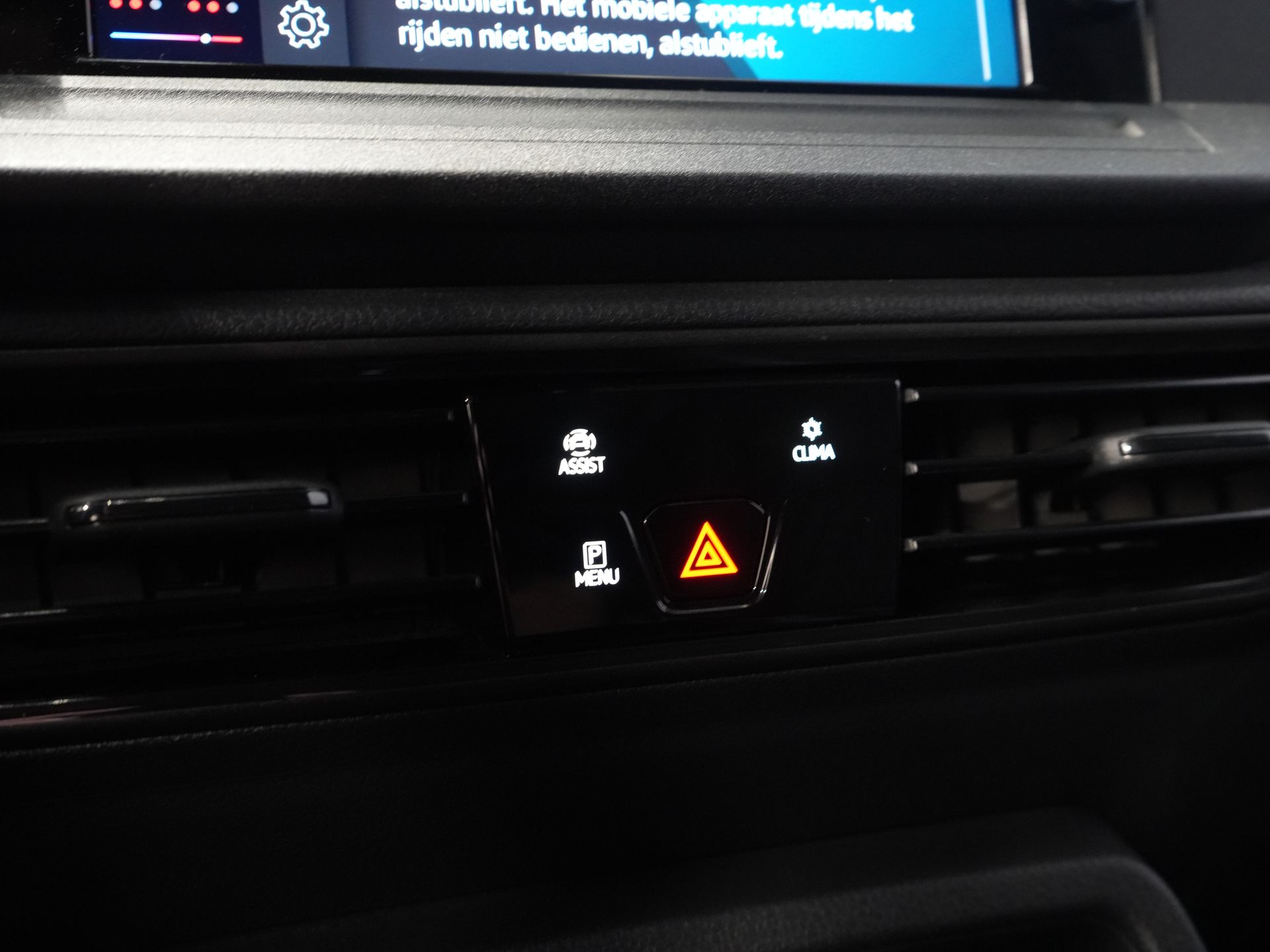 Volkswagen Caddy Cargo Van 2.0 TDI 125 CV DSG Aut. LED/ Riscaldatore a piantana/ Pelle/ Adapt.Cruise/ Virtual Cockpit/ Riscaldamento sedili/ Telecamera/ PDC/ 17 ”LMV