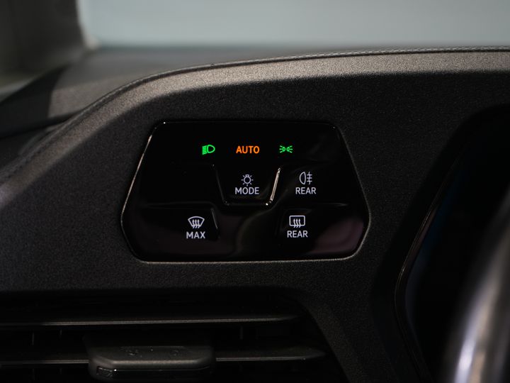 Volkswagen Caddy Cargo Van 2.0 TDI 125 CV DSG Aut. LED/ Riscaldatore a piantana/ Pelle/ Adapt.Cruise/ Virtual Cockpit/ Riscaldamento sedili/ Telecamera/ PDC/ 17 ”LMV