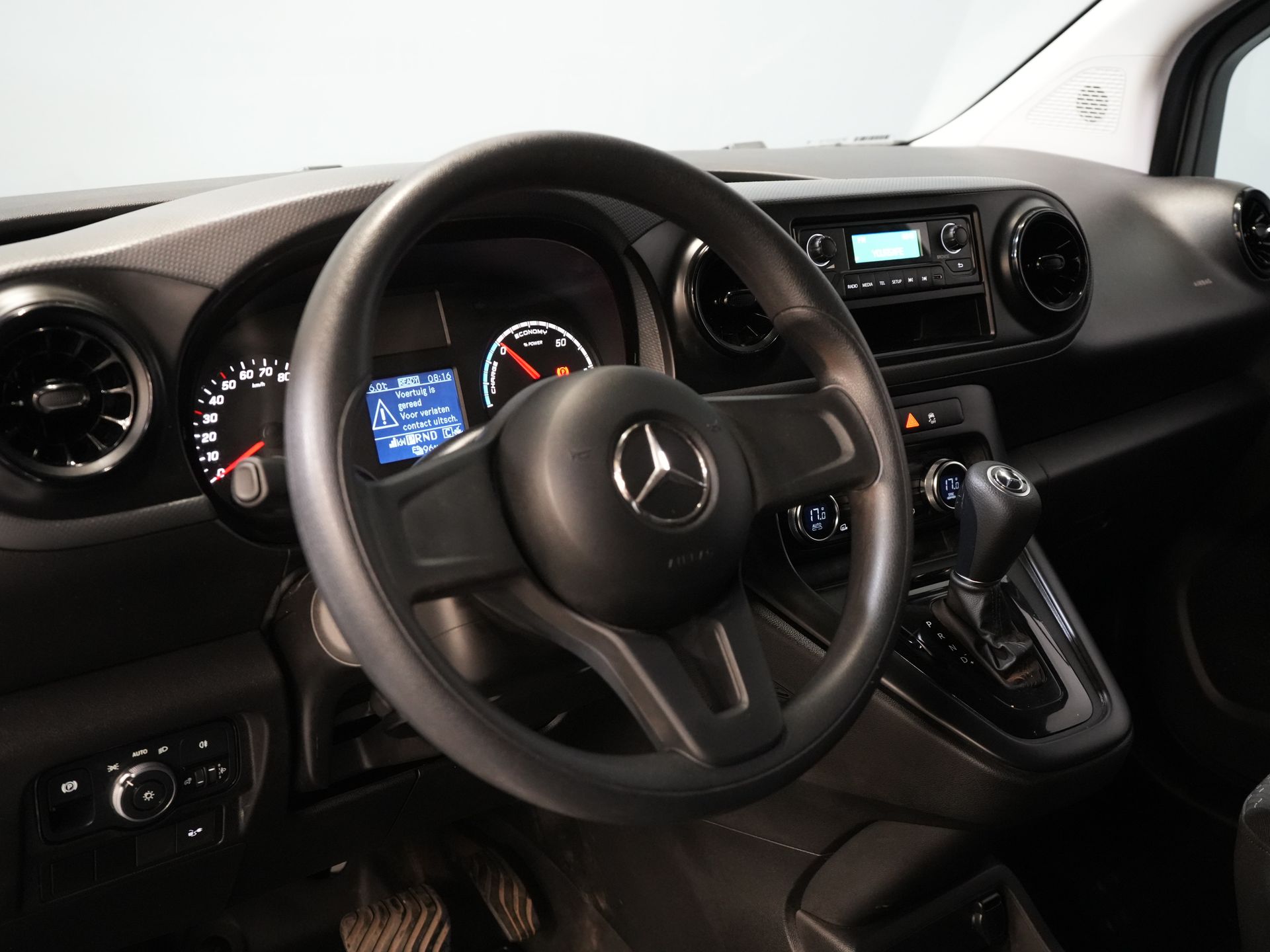 Mercedes-Benz eCitan Van 112 51 кВт/год 284 км WLTP Фаркоп/ Клімат/ PDC/ Радіо