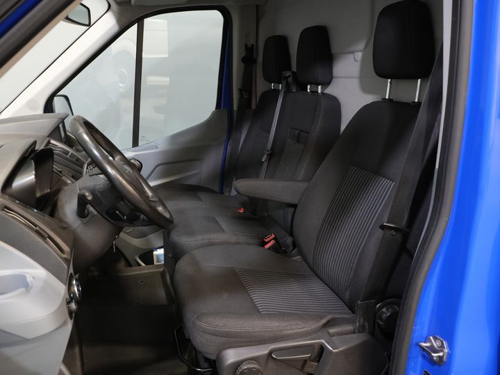 Ford Transit Bestelbus 2.0 TDCI 130 pk L2H2 Trend NL Auto/ 2xSchuifdeur/ Imperaal + Ladder/ Inrichting/ Cruise/ Camera/ Trekhaak/ PDC/ Airco