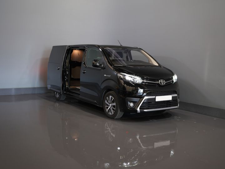 Toyota PROACE Electric Worker Van 75 kWh 265km WLTP L3 Xenon/ 2x Sliding door/ Stand heater/ Seatverw./ Carplay/ Climate/ Camera/ LMV/ Towbar