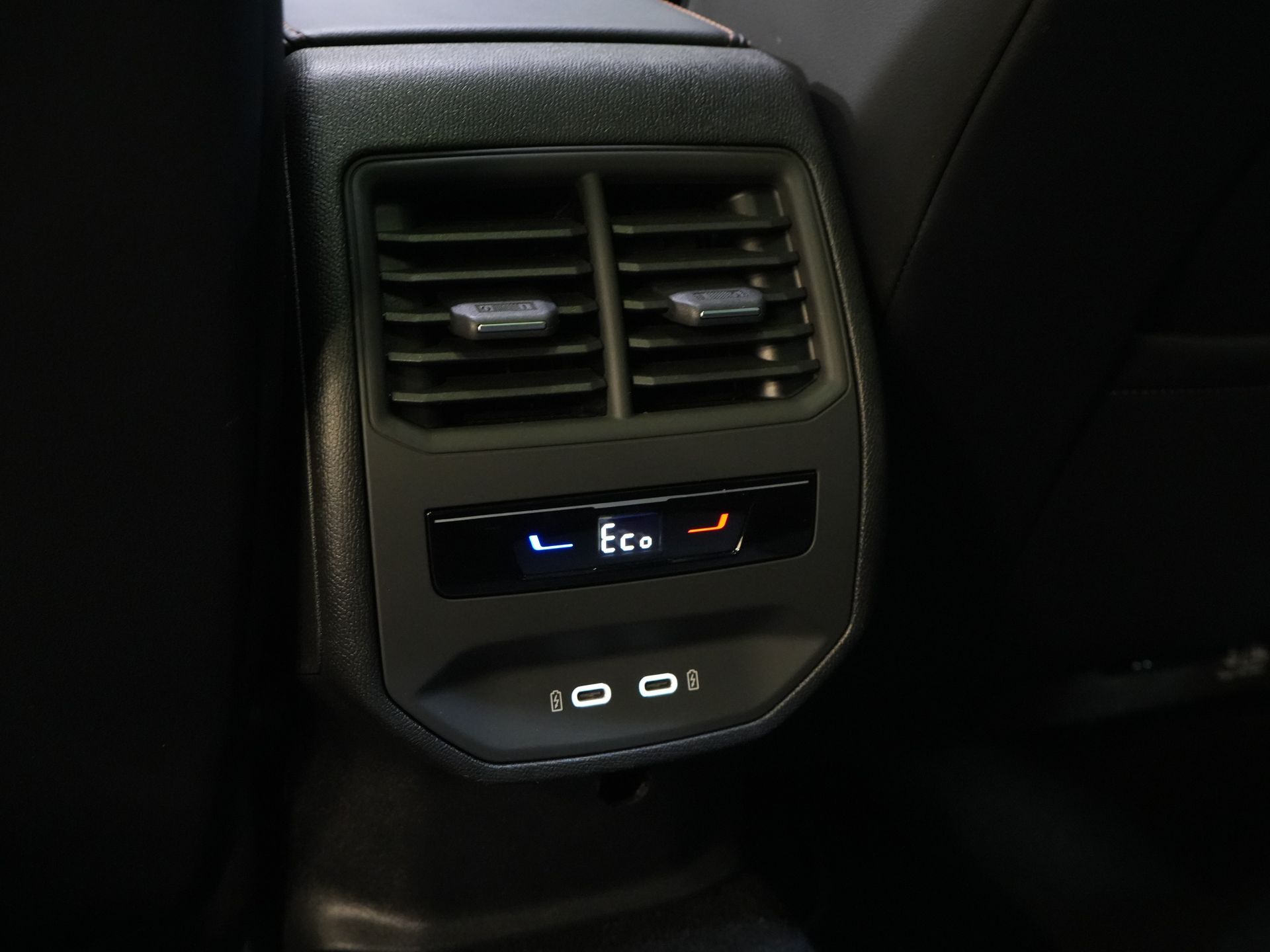 CUPRA Formentor SUV 1.4 e-Hybrid VZ 245 CV Performance LED Matrix/ Pano/ Adapt.Cruise/ Gancio di traino elettrico/ Memoria/ 19'' LMV/ Carplay