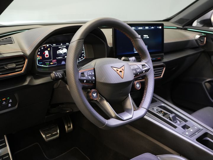 CUPRA Formentor SUV 1.4 e-Hybrid VZ 245 CV Performance LED Matrix/ Pano/ Adapt.Cruise/ Gancio di traino elettrico/ Memoria/ 19'' LMV/ Carplay