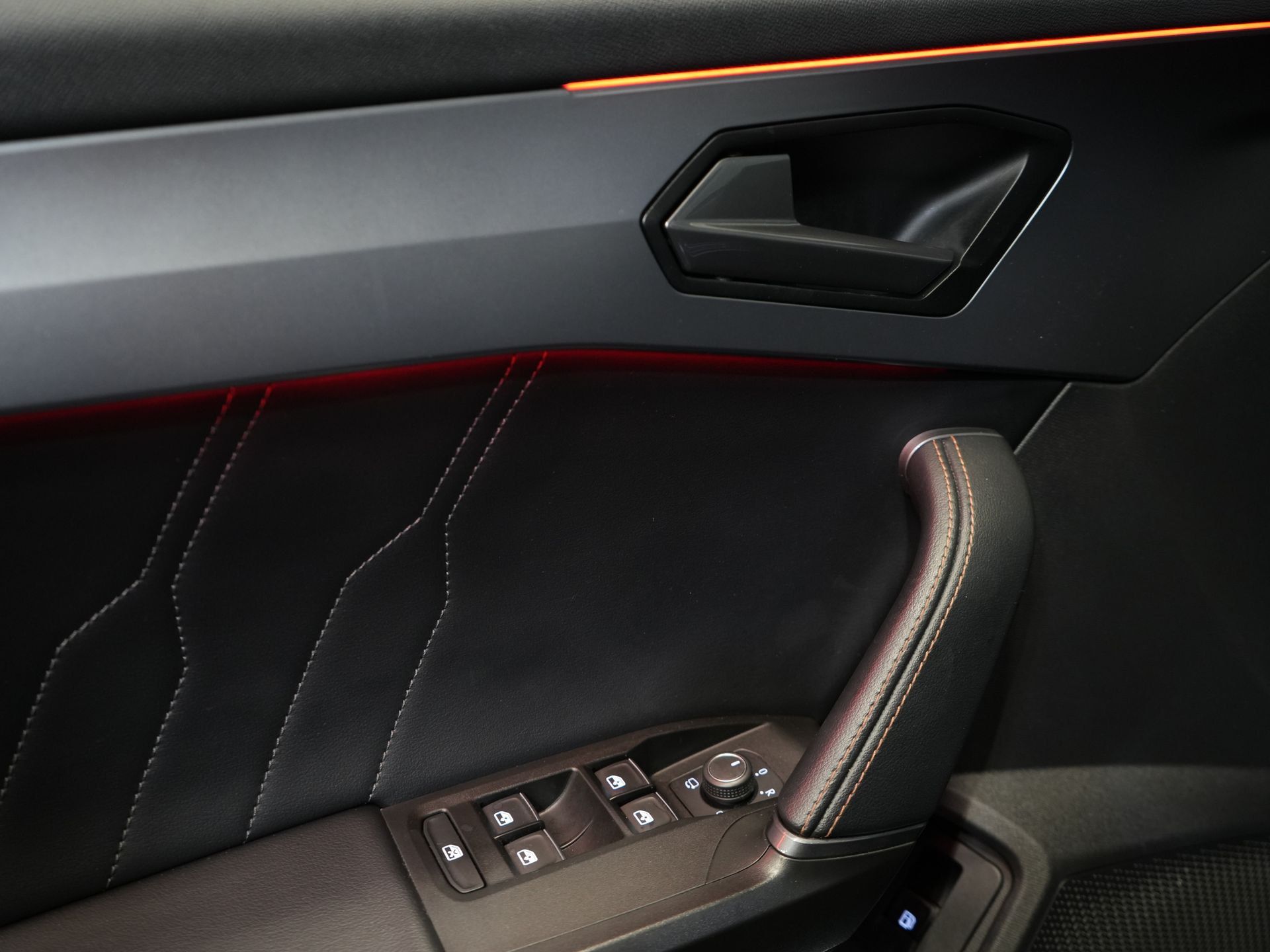 CUPRA Formentor SUV 1.4 e-Hybrid VZ 245 CV Performance LED Matrix/ Pano/ Adapt.Cruise/ Gancio di traino elettrico/ Memoria/ 19'' LMV/ Carplay