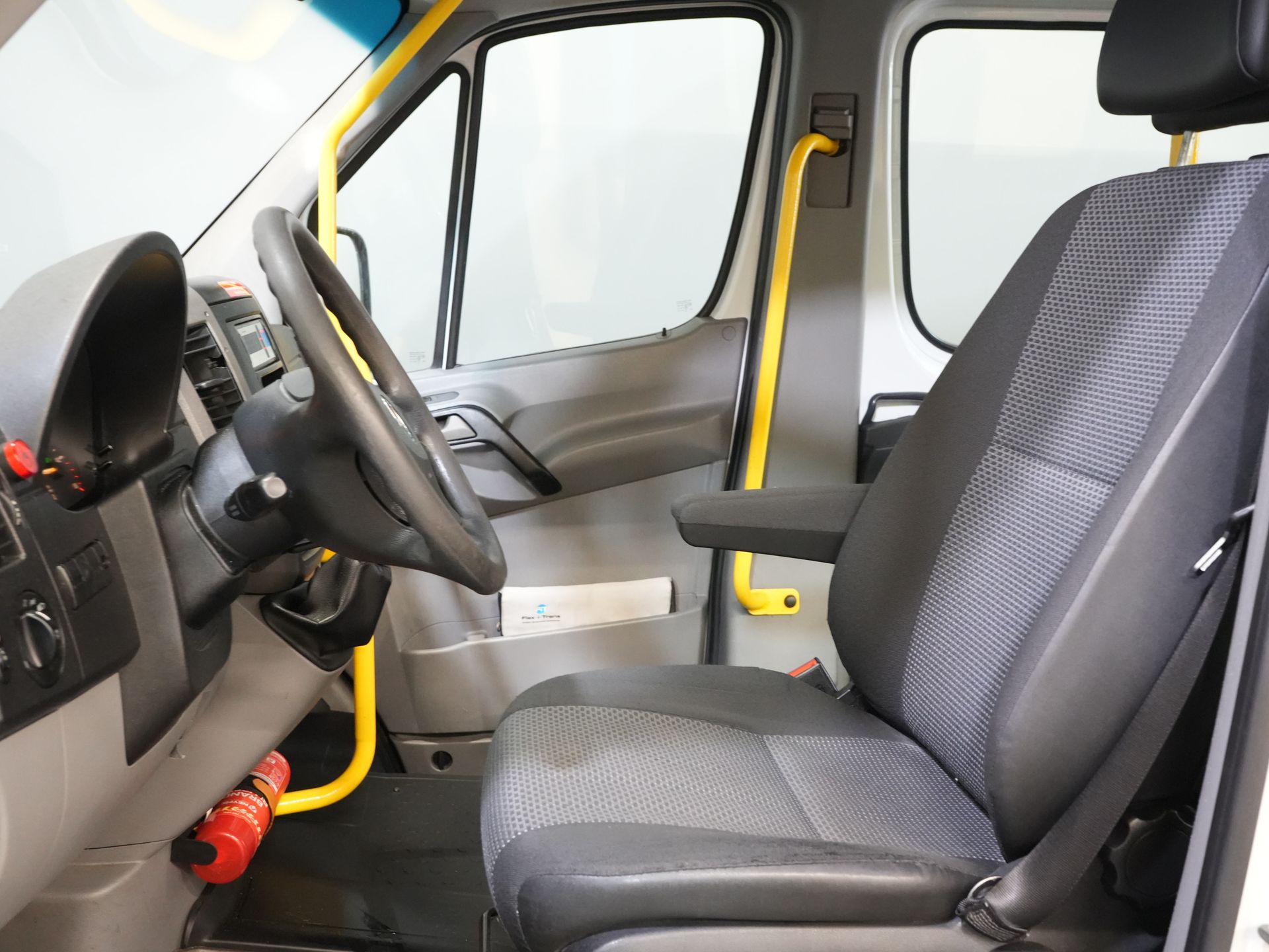 Mercedes-Benz Sprinter Personenvervoer 313 2.2 CDI L2H2 €10.164 Incl. BTW BPM VRIJ! EXPORT Combi/ 9 Persoons/ Kombi/ 9P/ Airco/ Rolstoellift