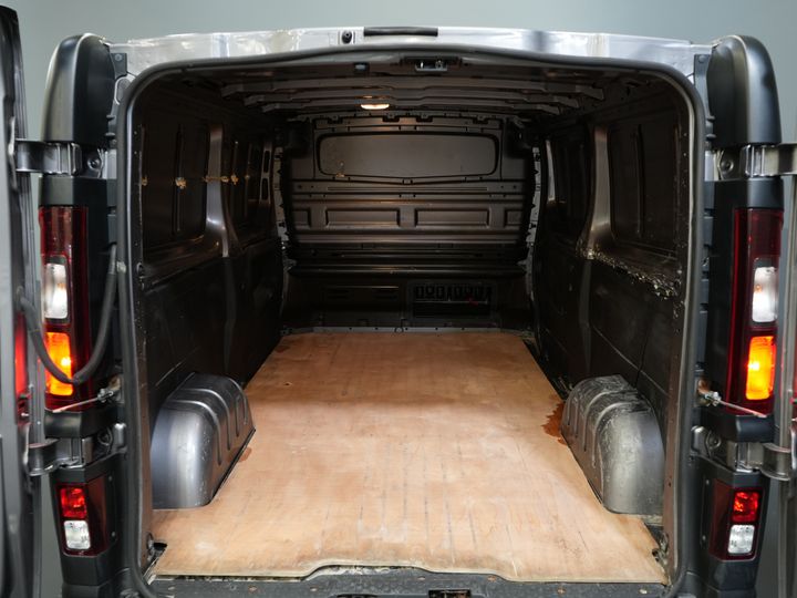 Fiat Talento Van 1.6 MJ 125 hp L2 BPM FREE! Camera/ PDC/ Towbar/ Navi/ Air conditioning