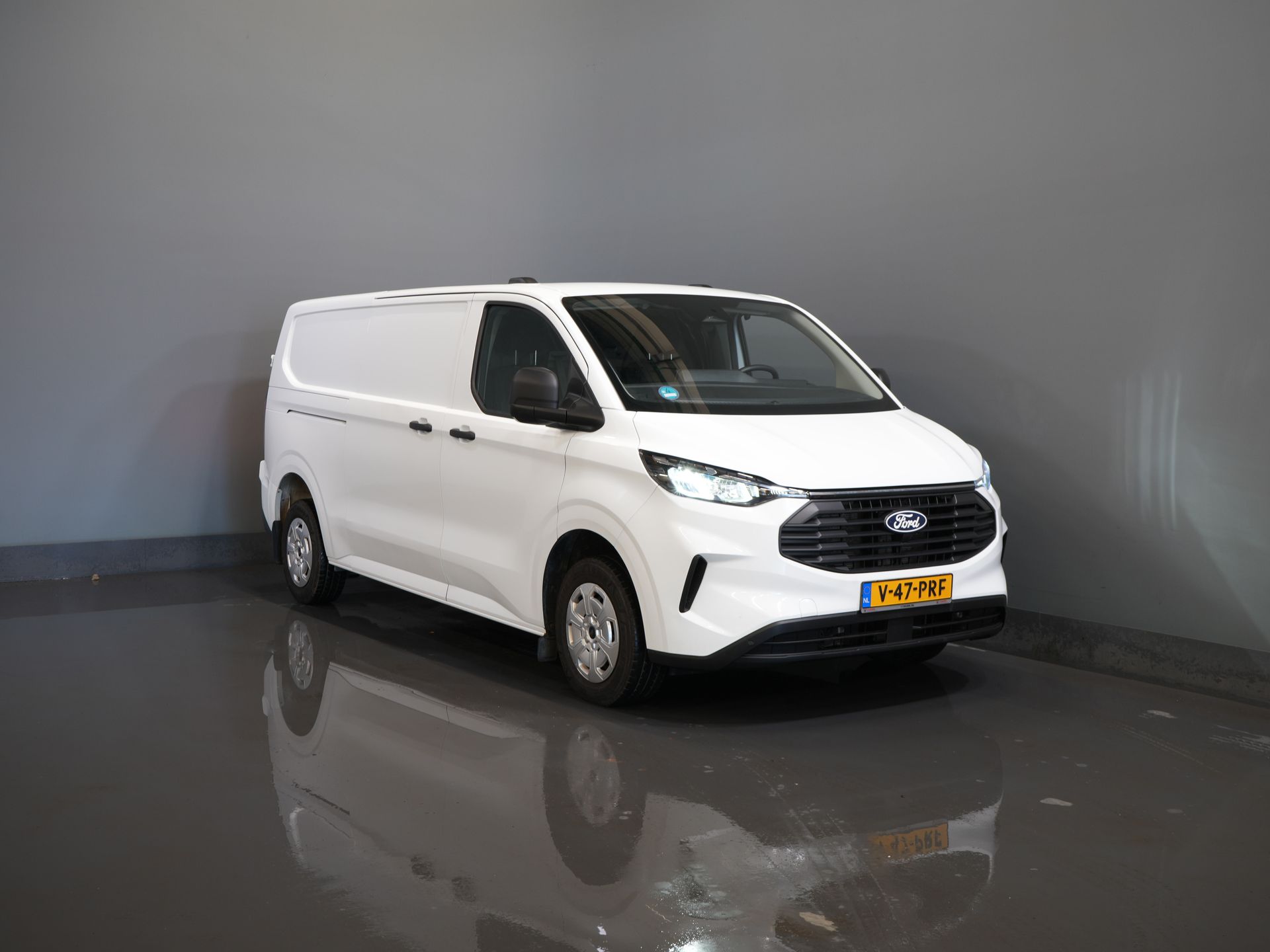 Ford Transit Custom Fourgon 2.0 TDCI L2 Trend CarPlay / Caméra / Climatisation / PDC / Régulateur de vitesse / DAB