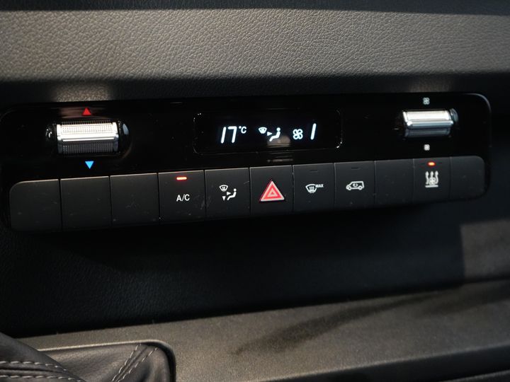 Mercedes-Benz Sprinter Bestelbus 314 2.2 CDI L2 145 pk MARGE Carplay/ Stoelverw./ Cruise/ Camera/ Airco/ DAB/ Navi/ PDC/ Trekhaak
