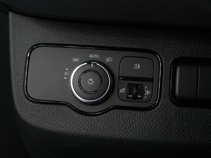 Mercedes-Benz Sprinter Bestelbus 314 2.2 CDI L2 145 pk MARGE Carplay/ Stoelverw./ Cruise/ Camera/ Airco/ DAB/ Navi/ PDC/ Trekhaak