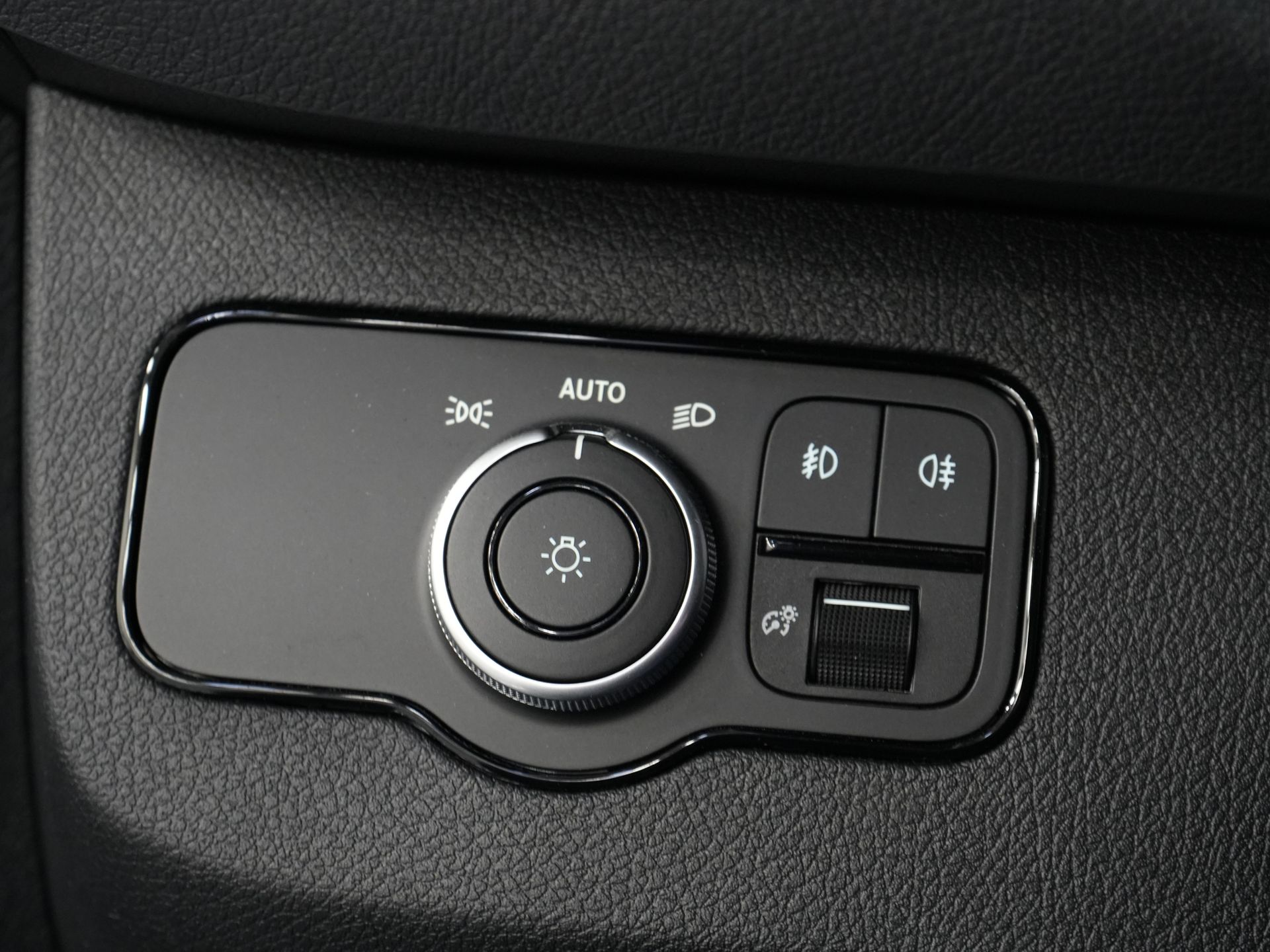 Mercedes-Benz Sprinter Van 317 Aut. L2H2 BPM ¡GRATIS! 3.5t Towbar/ LED/ 270 Gr.Doors/ Gev.Stoel/ Stoelverw./ Navi/ Camera/ PDC/ Carpenter/ Cruise