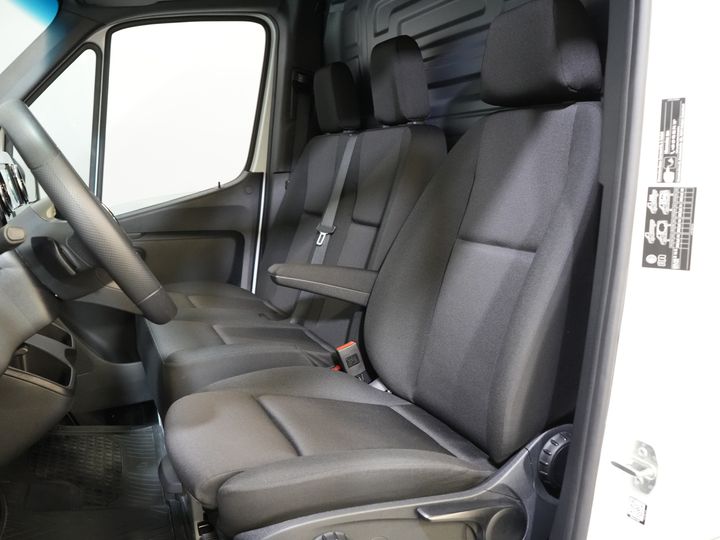 Mercedes-Benz Sprinter Van 317 Aut. L2H2 BPM ¡GRATIS! 3.5t Towbar/ LED/ 270 Gr.Doors/ Gev.Stoel/ Stoelverw./ Navi/ Camera/ PDC/ Carpenter/ Cruise