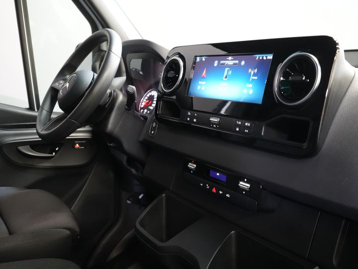 Mercedes-Benz Sprinter Van 317 Aut. L2H2 BPM ¡GRATIS! 3.5t Towbar/ LED/ 270 Gr.Doors/ Gev.Stoel/ Stoelverw./ Navi/ Camera/ PDC/ Carpenter/ Cruise