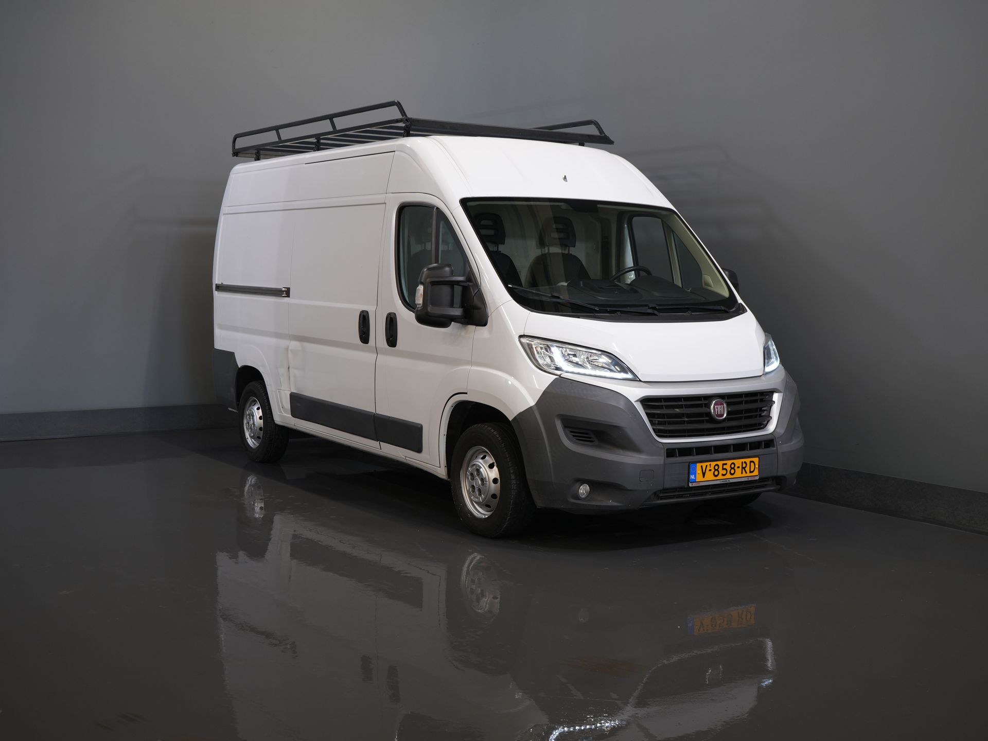 Fiat Ducato Van 2.3 MJ 130 CP L2H2 Imperial + Scară/ Climă/ Navi/ DAB/ PDC/ Cruise/ Bara de remorcare