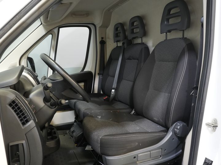 Fiat Ducato Van 2.3 MJ 130 CP L2H2 Imperial + Scară/ Climă/ Navi/ DAB/ PDC/ Cruise/ Bara de remorcare