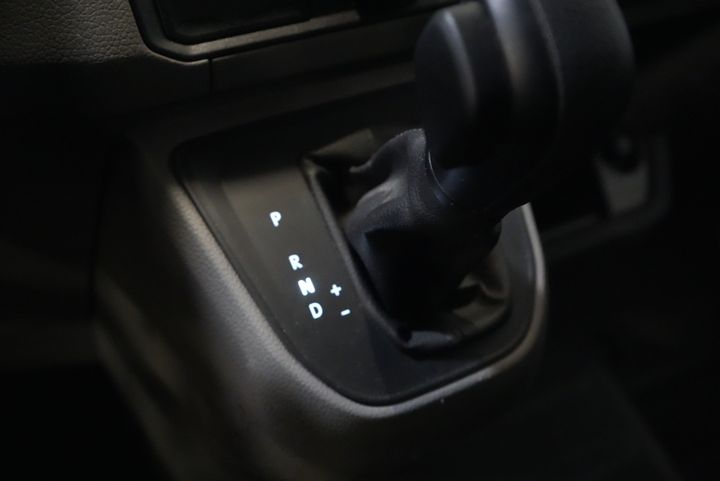 MAN TGE Van 3,180 180 KM DSG Aut. L4H3 DC Podwójna kabina BPM GRATIS! 7 osób/ 270gr. Drzwi/ Carplay/ Imperial + Schody/ Gev.Stoel/ Cruise/ Came