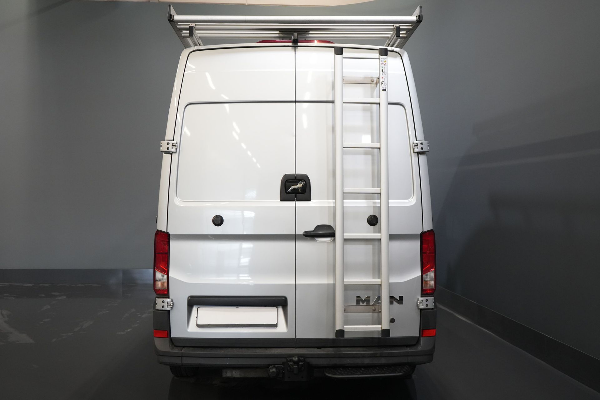 MAN TGE Van 3,180 180 KM DSG Aut. L4H3 DC Podwójna kabina BPM GRATIS! 7 osób/ 270gr. Drzwi/ Carplay/ Imperial + Schody/ Gev.Stoel/ Cruise/ Came