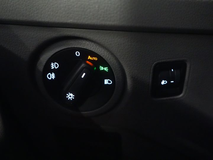 MAN TGE Van 3,180 180 hp DSG Aut. L4H3 DC Double Cab BPM FREE! 7 pers./ 270Gr. Doors/ Carplay/ Imperial + Stairs/ Gev.Stoel/ Cruise/ Came
