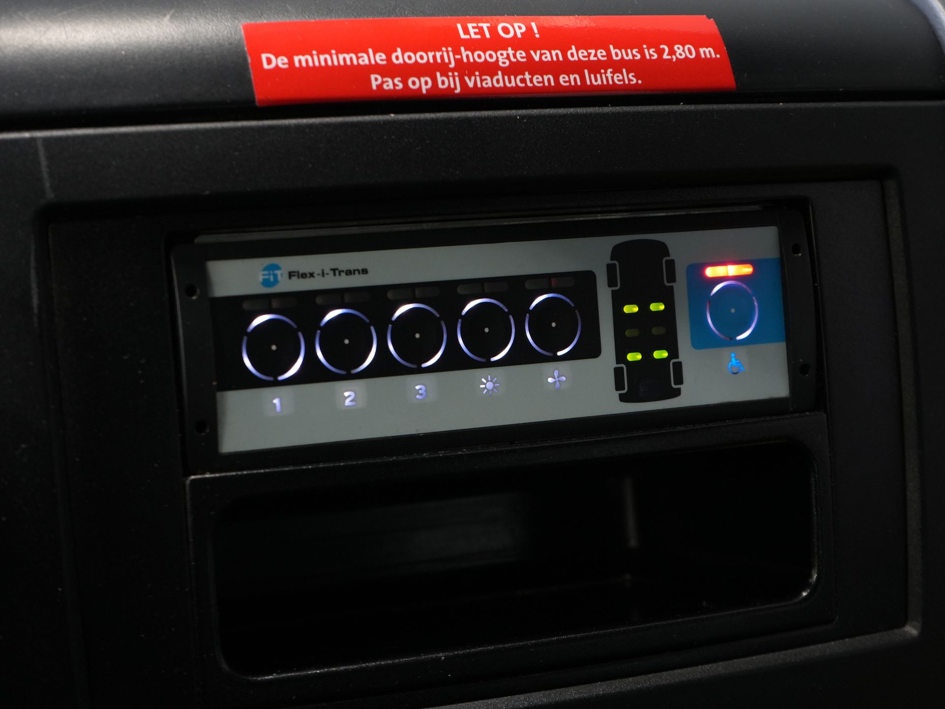 Mercedes-Benz Sprinter Trasporto Passeggeri 313 2.2 CDI L2H2 €10.164 IVA inclusa BPM FREE! EXPORT Combi/ 9 persone/ Kombi/ 9P/ Airco/ Sollevatore per sedie a rotelle