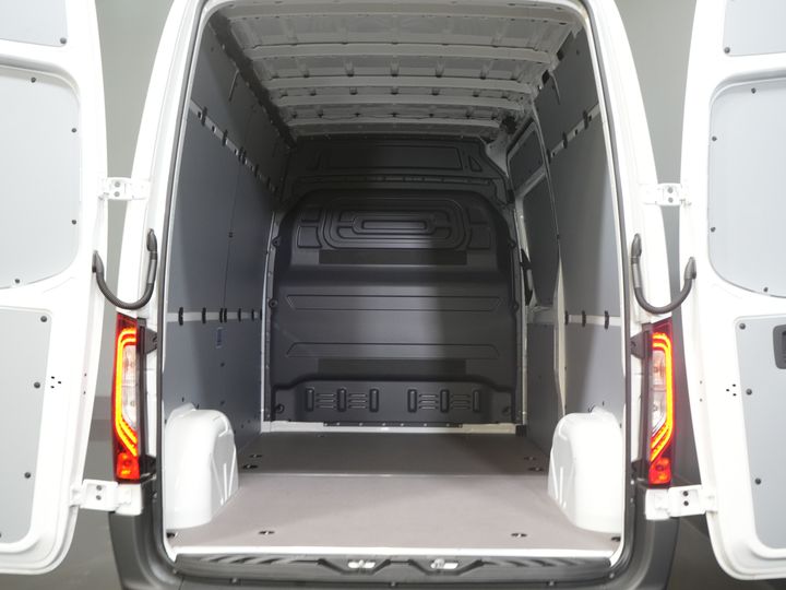 Mercedes-Benz Sprinter Van 211 Aut. L2H2 BPM FREE/ LED/ Riscaldatore a cavalletto/ Riscaldamento sedili/ Clima/ Carplay/ Videocamera/ Cruise/ Gancio di traino