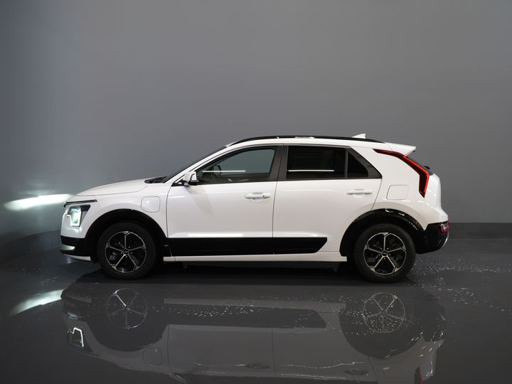 Kia Niro SUV 1.6 GDi PHEV LED/ Adapt.Cruise/ Elek.Seat/ Seatverw./ Steeringverw./ Virtual Cockpit/ Carplay/ Navi/ Camera/ Climate
