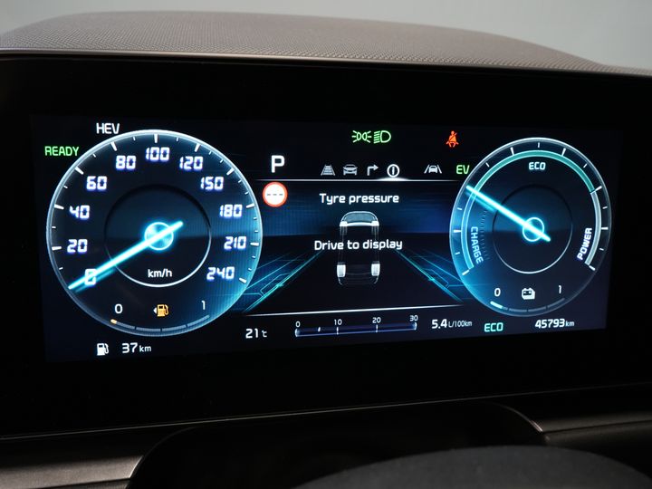 Kia Niro SUV 1.6 GDi PHEV LED/ Adapt.Cruise/ Elek.Seat/ Seatverw./ Steeringverw./ Virtual Cockpit/ Carplay/ Navi/ Camera/ Climate