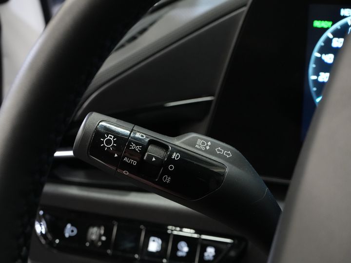 Kia Niro SUV 1.6 GDi PHEV LED/ Adapt.Cruise/ Elek.Seat/ Seatverw./ Steeringverw./ Virtual Cockpit/ Carplay/ Navi/ Camera/ Climate