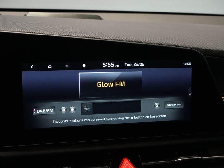 Kia Niro SUV 1.6 GDi PHEV LED/ Adapt.Cruise/ Elek.Seat/ Seatverw./ Steeringverw./ Virtual Cockpit/ Carplay/ Navi/ Camera/ Climate