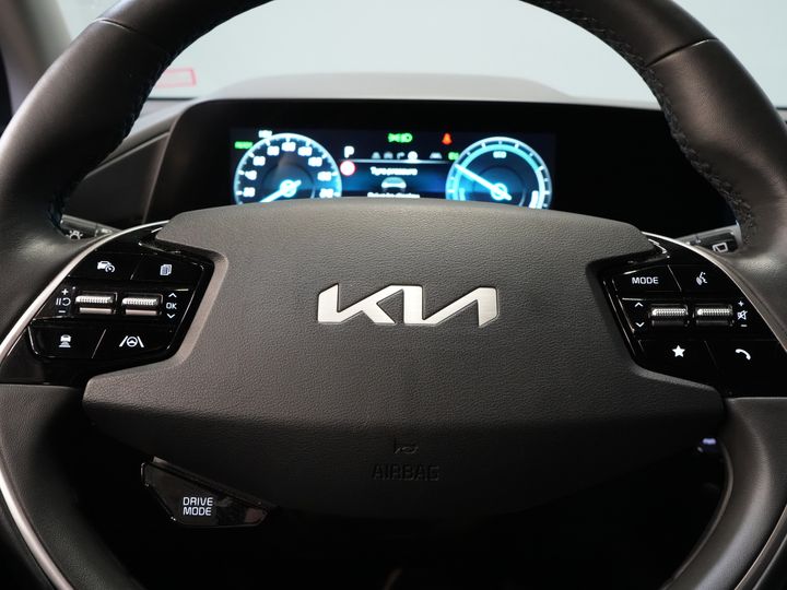 Kia Niro SUV 1.6 GDi PHEV LED/ Adapt.Cruise/ Elek.Seat/ Seatverw./ Steeringverw./ Virtual Cockpit/ Carplay/ Navi/ Camera/ Climate