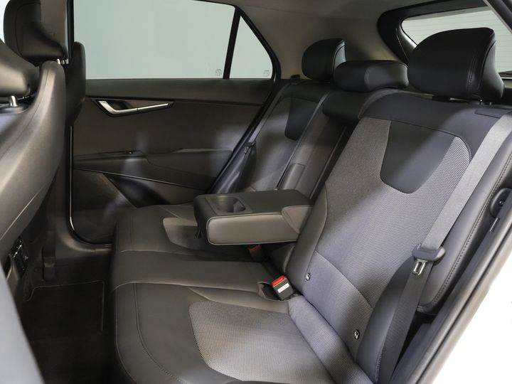 Kia Niro SUV 1.6 GDi PHEV LED/ Adapt.Cruise/ Elek.Seat/ Seatverw./ Steeringverw./ Virtual Cockpit/ Carplay/ Navi/ Camera/ Climate