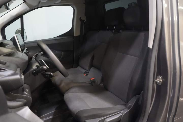 Peugeot Partner Van 1.5 HDI 130 ch Aut. L2 BPM GRATUIT ! Ready2Go 3 Pers. / CarPlay/ Caméra/ Navi/ Cruise/ PDC