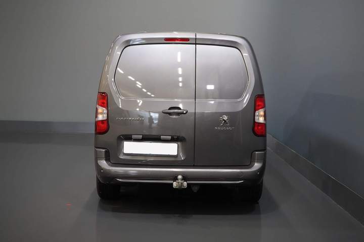 Peugeot Partner Van 1.5 HDI 130 ch Aut. L2 BPM GRATUIT ! Ready2Go 3 Pers. / CarPlay/ Caméra/ Navi/ Cruise/ PDC