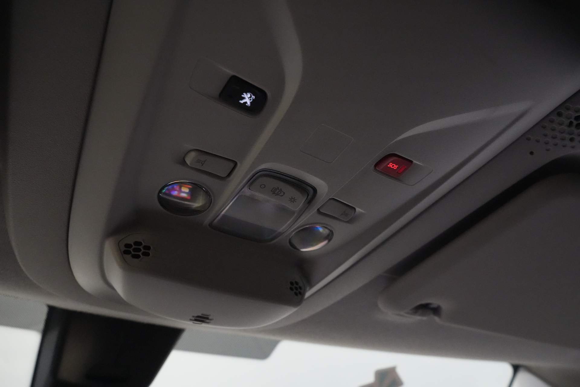 Peugeot Partner Van 1.5 HDI 130 ch Aut. L2 BPM GRATUIT ! Ready2Go 3 Pers. / CarPlay/ Caméra/ Navi/ Cruise/ PDC