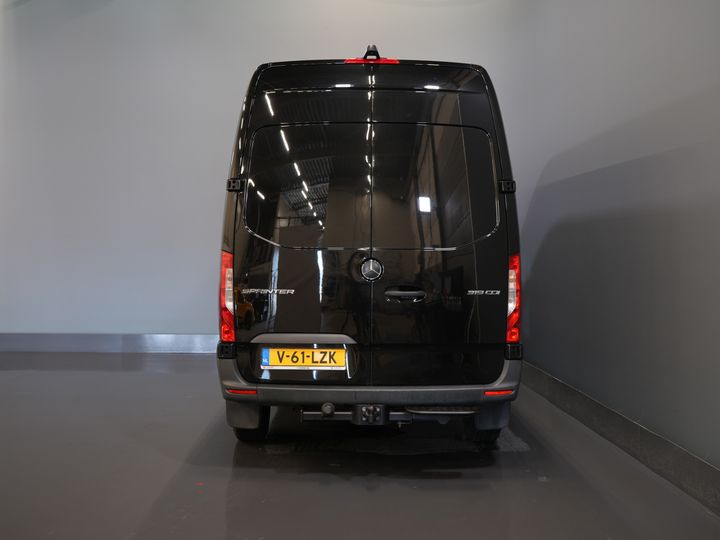 Mercedes-Benz Sprinter Bestelbus 319 3.0 CDI V6 Aut. L2H2 BPM VRIJ! 3.5t Trekverm./ Carplay/ Camera/ Trekhaak/ Airco