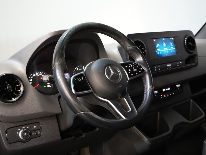 Mercedes-Benz Sprinter Bestelbus 319 3.0 CDI V6 Aut. L2H2 BPM VRIJ! 3.5t Trekverm./ Carplay/ Camera/ Trekhaak/ Airco