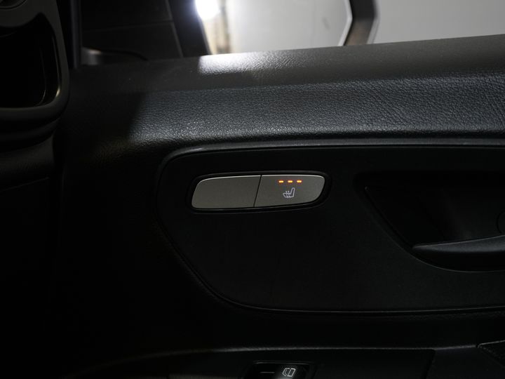Mercedes-Benz Vito Van 116 CDI Aut. L3 2.5t Trekverm./Stoelverw./ 270Gr.Doors/ Camera/ Navi/ Cruise/ PDC/ Towbar