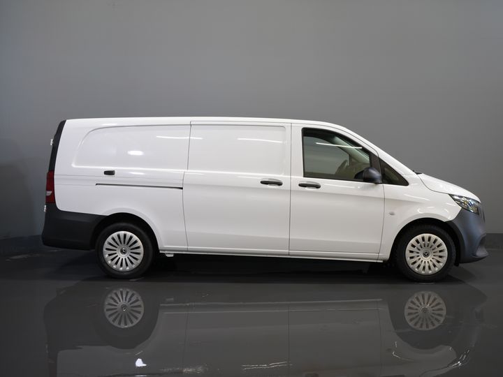 Mercedes-Benz Vito Van 116 CDI Aut. L3 2.5t Trekverm./Stoelverw./ 270Gr.Doors/ Camera/ Navi/ Cruise/ PDC/ Towbar