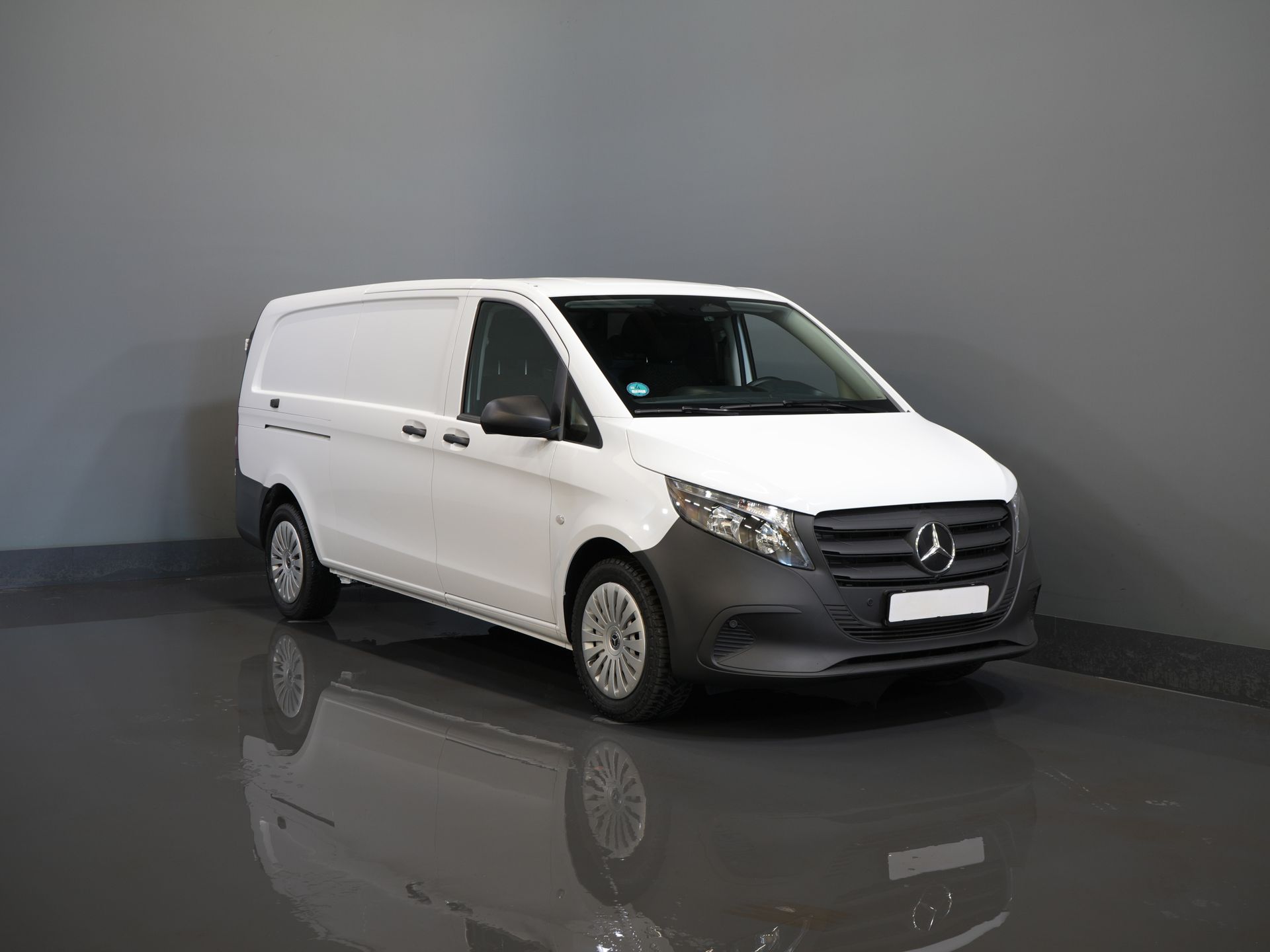 Mercedes-Benz Vito Van 116 CDI Aut. L3 2.5t Trekverm./Stoelverw./ 270Gr.Doors/ Camera/ Navi/ Cruise/ PDC/ Towbar