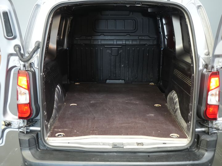 Opel Combo Van 1.5D 130 cv Aut. L2 BPM GRATIS! Carplay/ Barre laterali/ Barre sul tetto/ LMV/ Cruise/ PDC/ Gancio di traino