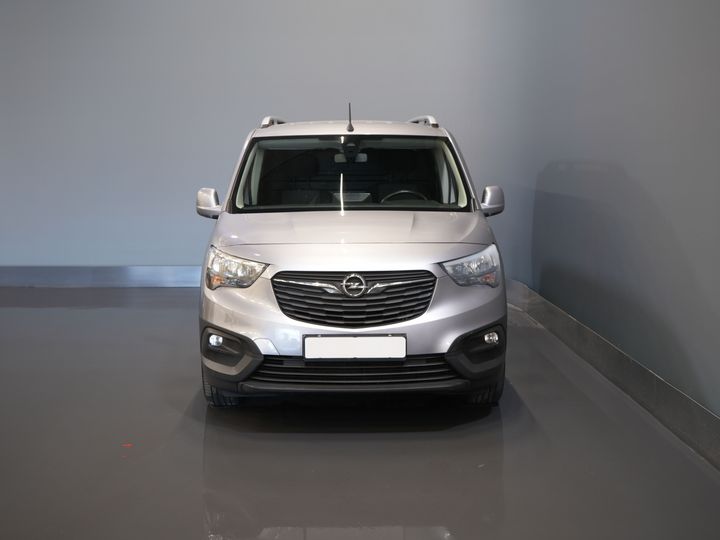 Opel Combo Van 1.5D 130 cv Aut. L2 BPM GRATIS! Carplay/ Barre laterali/ Barre sul tetto/ LMV/ Cruise/ PDC/ Gancio di traino