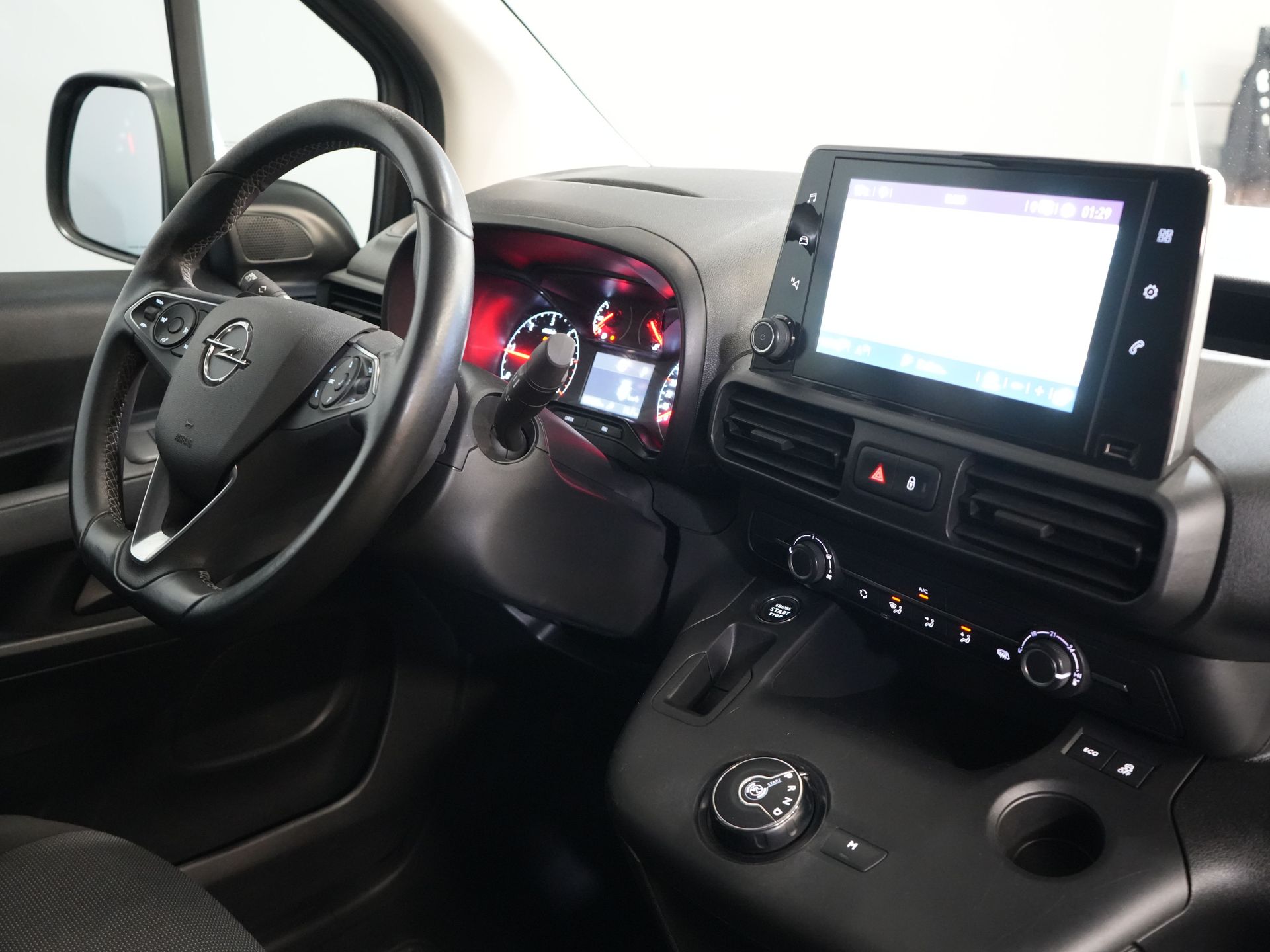Opel Combo Van 1.5D 130 cv Aut. L2 BPM GRATIS! Carplay/ Barre laterali/ Barre sul tetto/ LMV/ Cruise/ PDC/ Gancio di traino