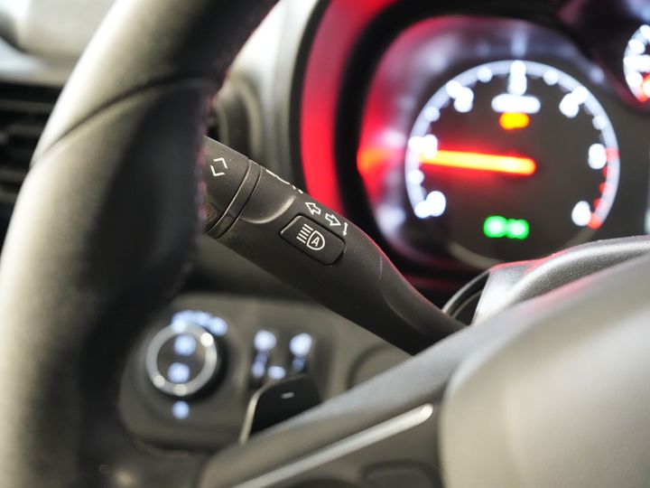 Opel Combo Van 1.5D 130 cv Aut. L2 BPM GRATIS! Carplay/ Barre laterali/ Barre sul tetto/ LMV/ Cruise/ PDC/ Gancio di traino