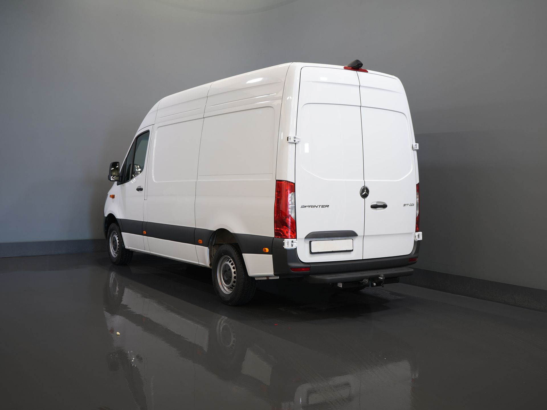 Mercedes-Benz Sprinter Van 317 CDI Aut. L2H2 BPM FREE! Scaun electric/ 270 Gr. uși/ Încălzire scaune/ Navi/ Cameră/ Cruise/ Airco/ DAB