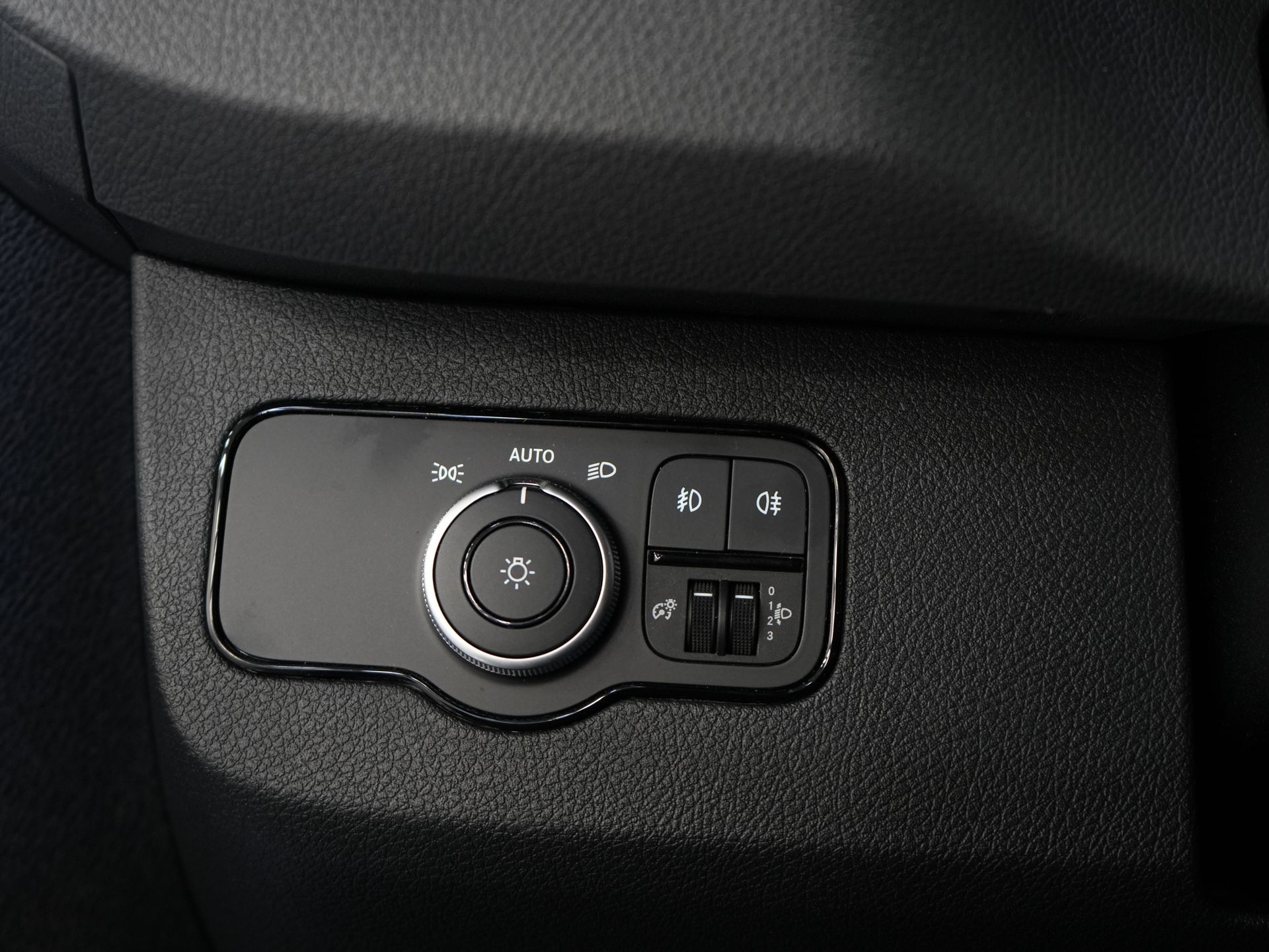 Mercedes-Benz Sprinter Van 317 CDI Aut. L2H2 BPM FREE! Scaun electric/ 270 Gr. uși/ Încălzire scaune/ Navi/ Cameră/ Cruise/ Airco/ DAB