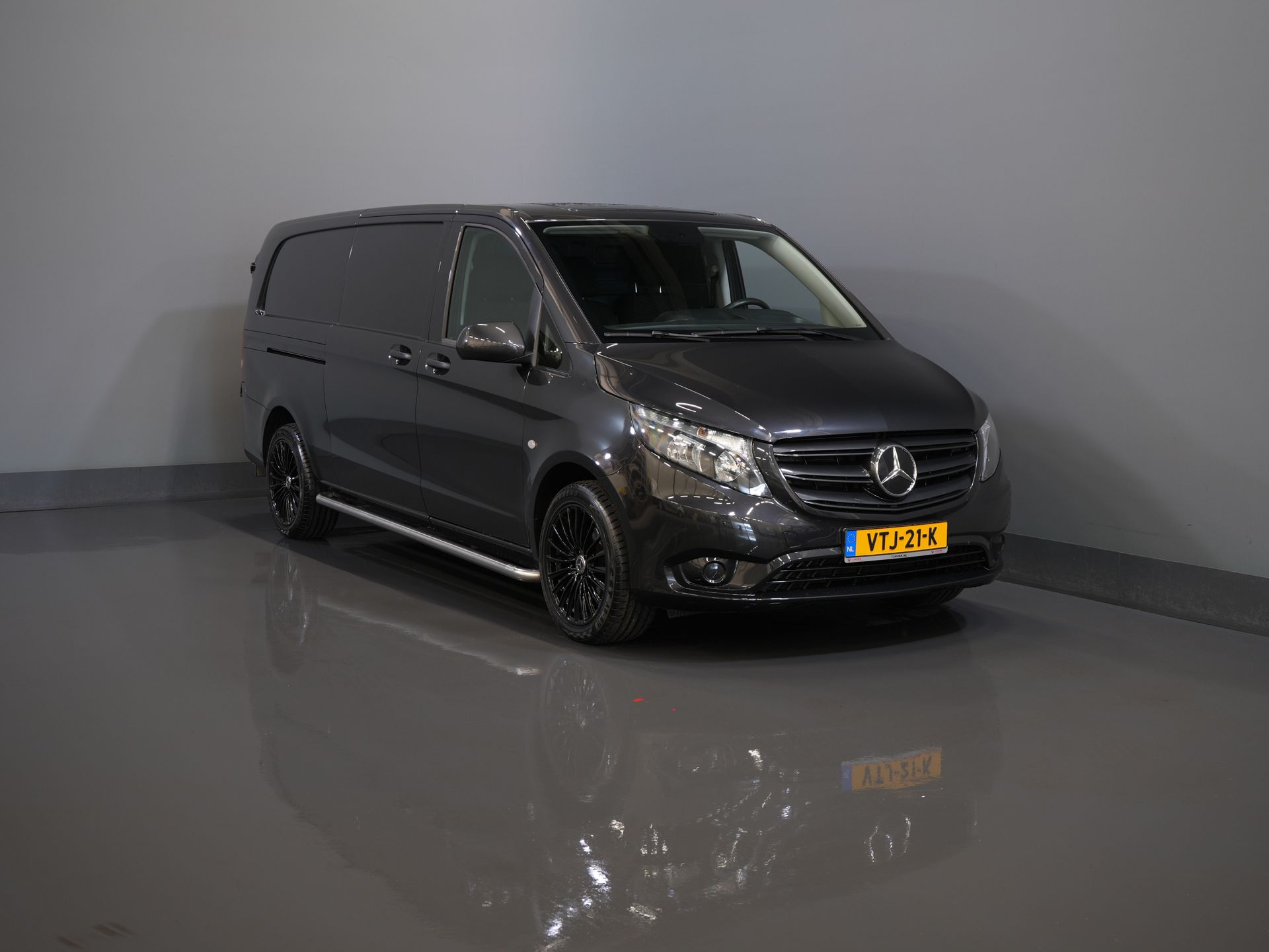 Mercedes-Benz Vito Bestelbus 114 CDI Aut. L3 BPM VRIJ! NL Auto/ Carplay/ Cruise/ DAB/ Camera/ LMV 18”/ Sidebars