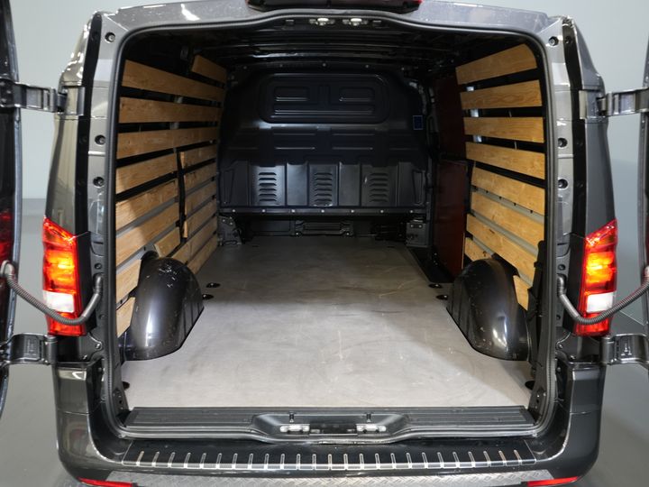 Mercedes-Benz Vito Bestelbus 114 CDI Aut. L3 BPM VRIJ! NL Auto/ Carplay/ Cruise/ DAB/ Camera/ LMV 18”/ Sidebars