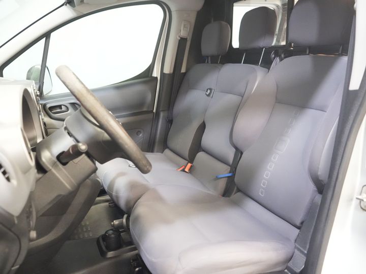 Citroën Berlingo Furgón 1.6 HDI 90 CV (XL) L2 EXPORT ONLY 3 Pers./ NL-car/ Navi/ Airco/ Towbar