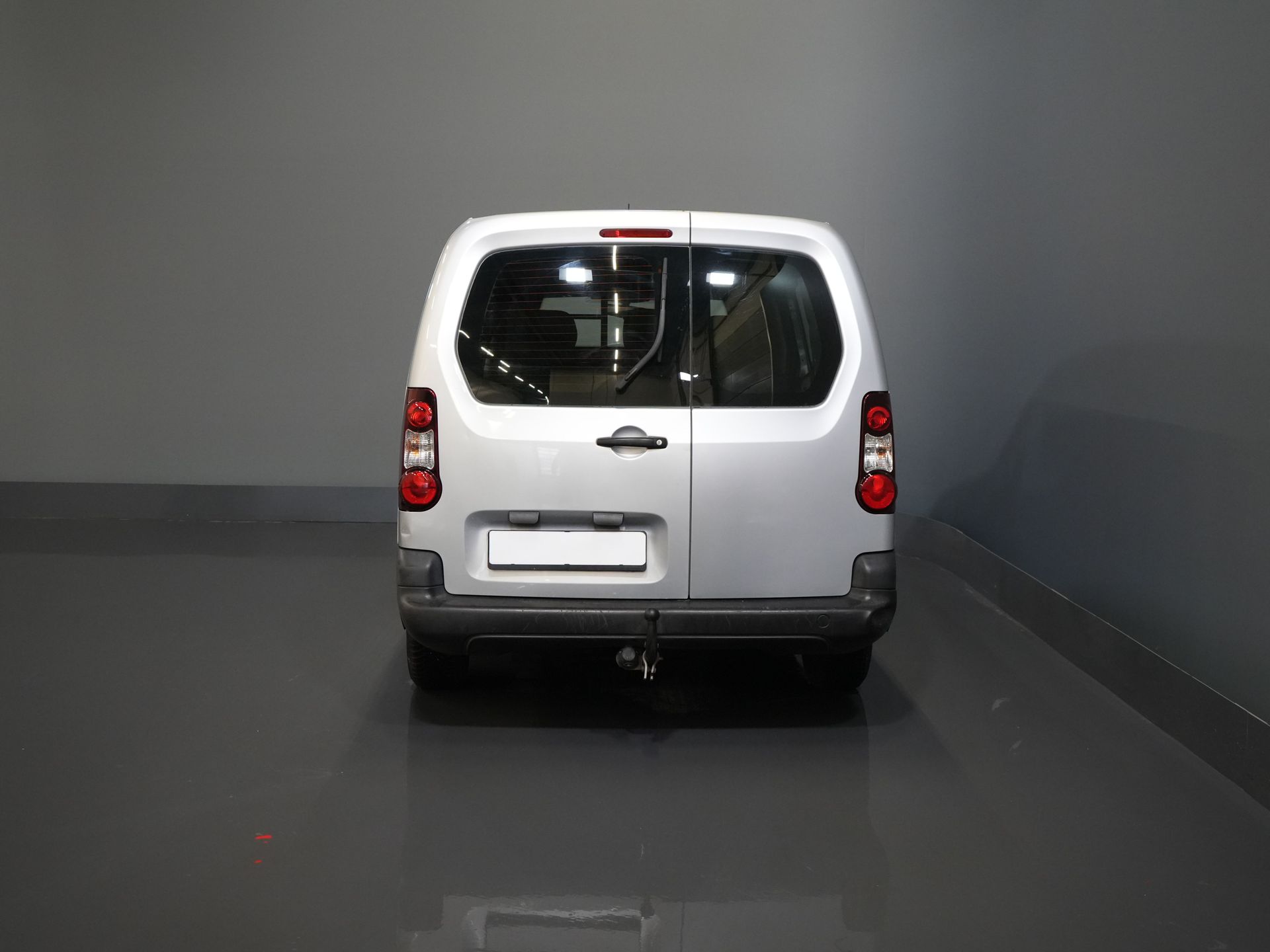 Citroën Berlingo Furgón 1.6 HDI 90 CV (XL) L2 EXPORT ONLY 3 Pers./ NL-car/ Navi/ Airco/ Towbar
