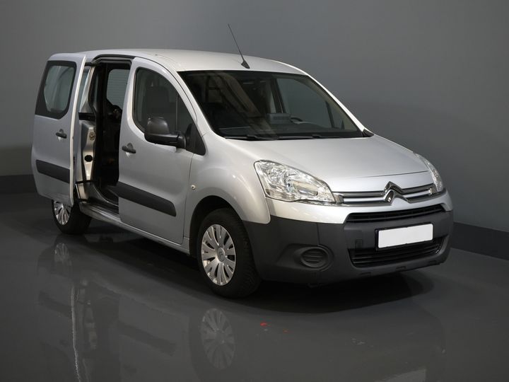 Citroën Berlingo Furgón 1.6 HDI 90 CV (XL) L2 EXPORT ONLY 3 Pers./ NL-car/ Navi/ Airco/ Towbar